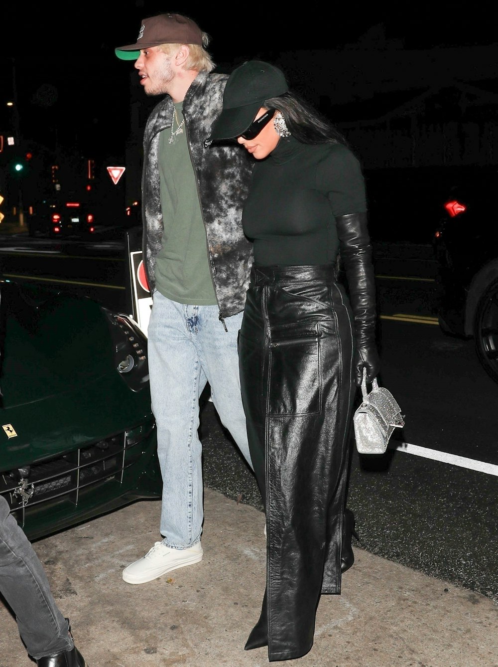 Pete Davidson's Complete Dating History - Kim Kardashian Ariana Grande Love  Life