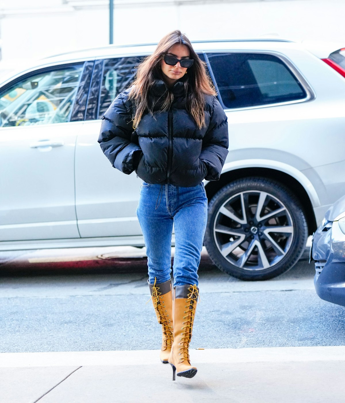 How To Style Skinny Jeans In 2025
