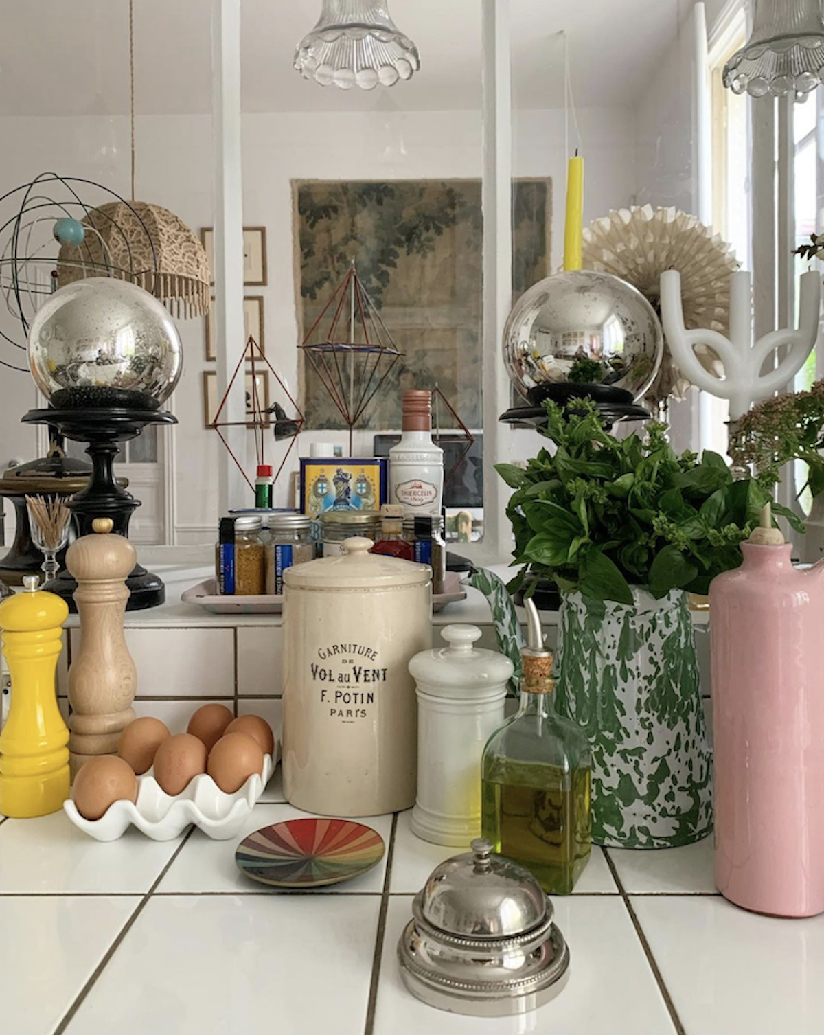 Clustering Home Decor Trend Explained Inspiration— It's Not Messy, It’s ...