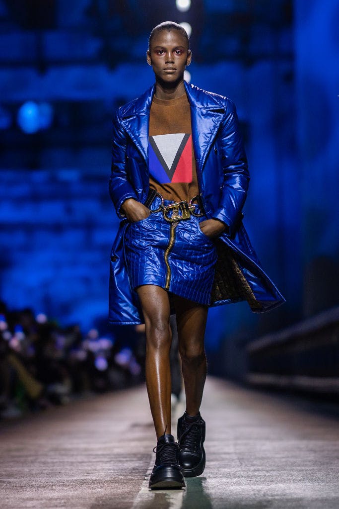 Louis Vuitton Fall 2022 Ready-to-Wear Women's Collection, Photos – Footwear  News