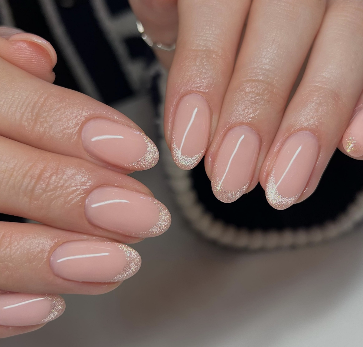 Sleek French Tips 2025
