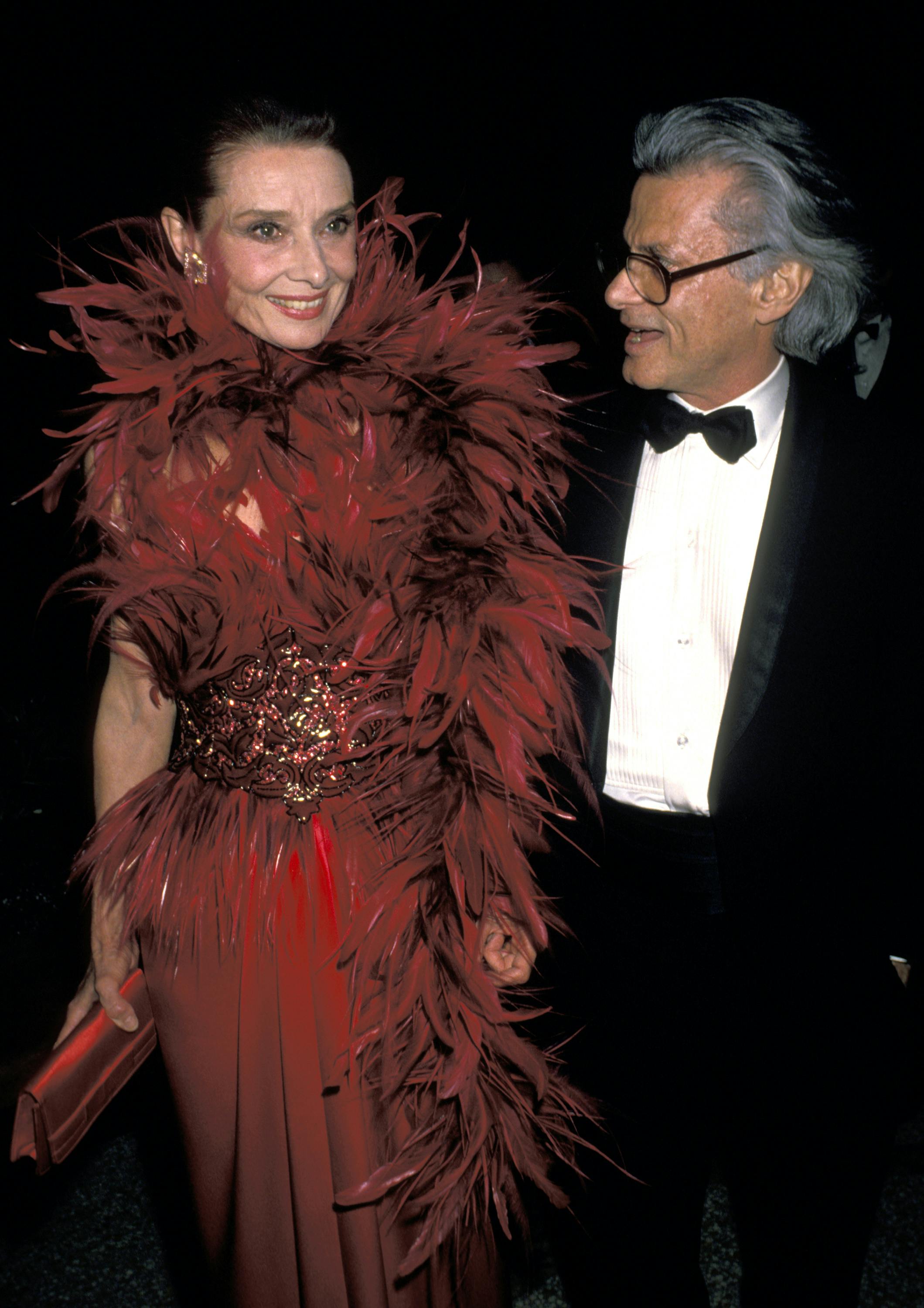L'HISTOIRE: Audrey Hepburn's Feathery Red Givenchy Dress at the CFDAs in 1989 L'HISTOIRE: Audrey Hepburn's Feathery Red Givenchy Dress at the CFDAs in 1989