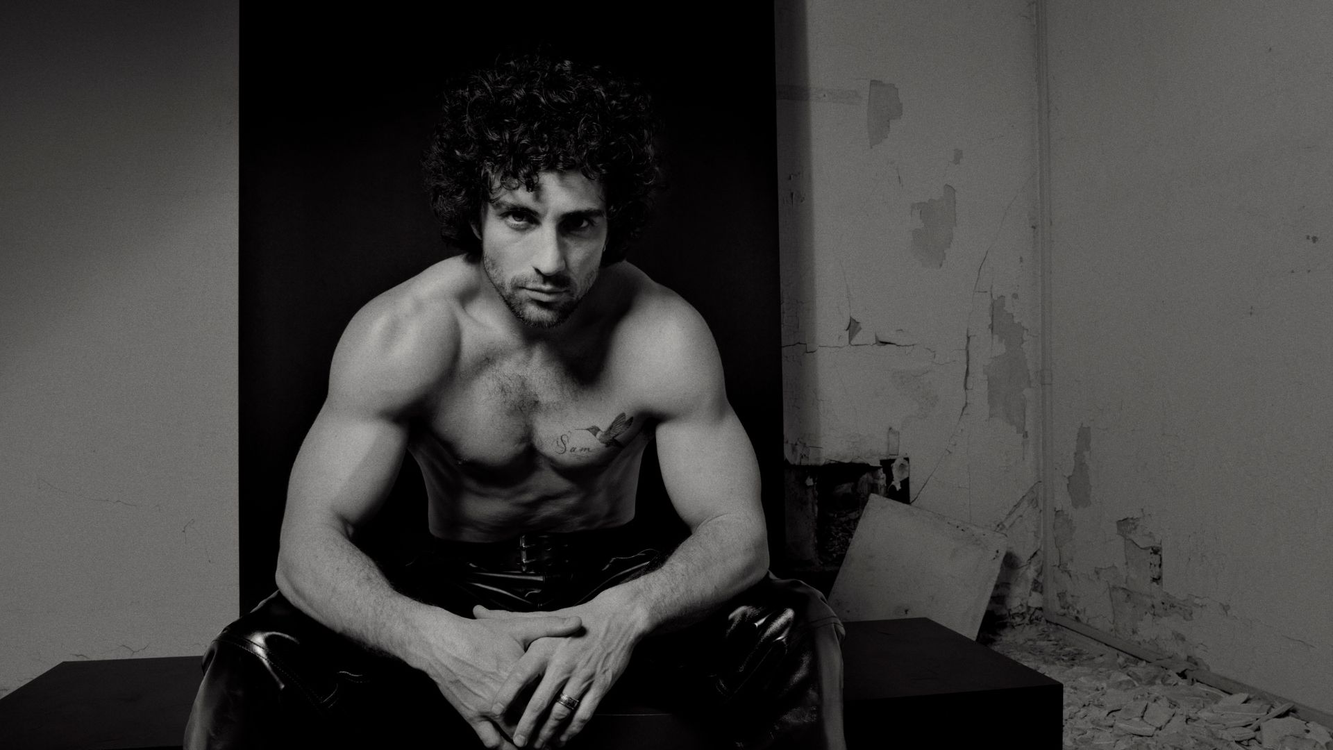 Aaron Taylor-Johnson Flexes His Bare Chest in Saint Laurent’s Latest Men’s Campaign