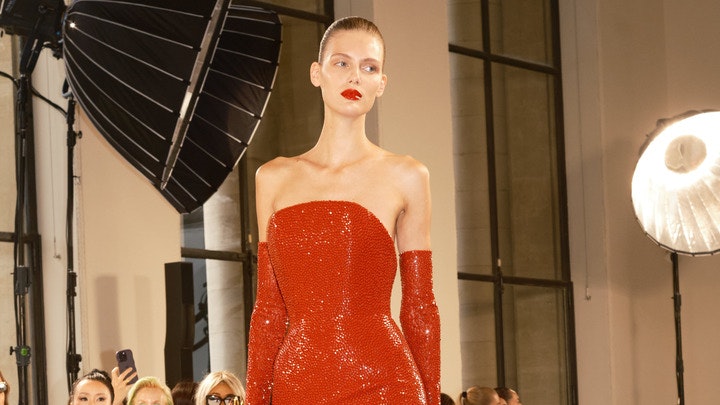 Here are the 8 Best Haute Couture Runway Looks of the Fall/Winter 2025 Season Here are the 8 Best Haute Couture Runway Looks of the Fall/Winter 2025 Season