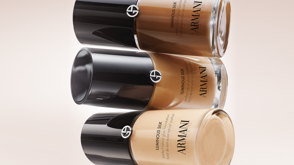 Why Is Armani Reformulating Its Iconic Foundation? Full Review