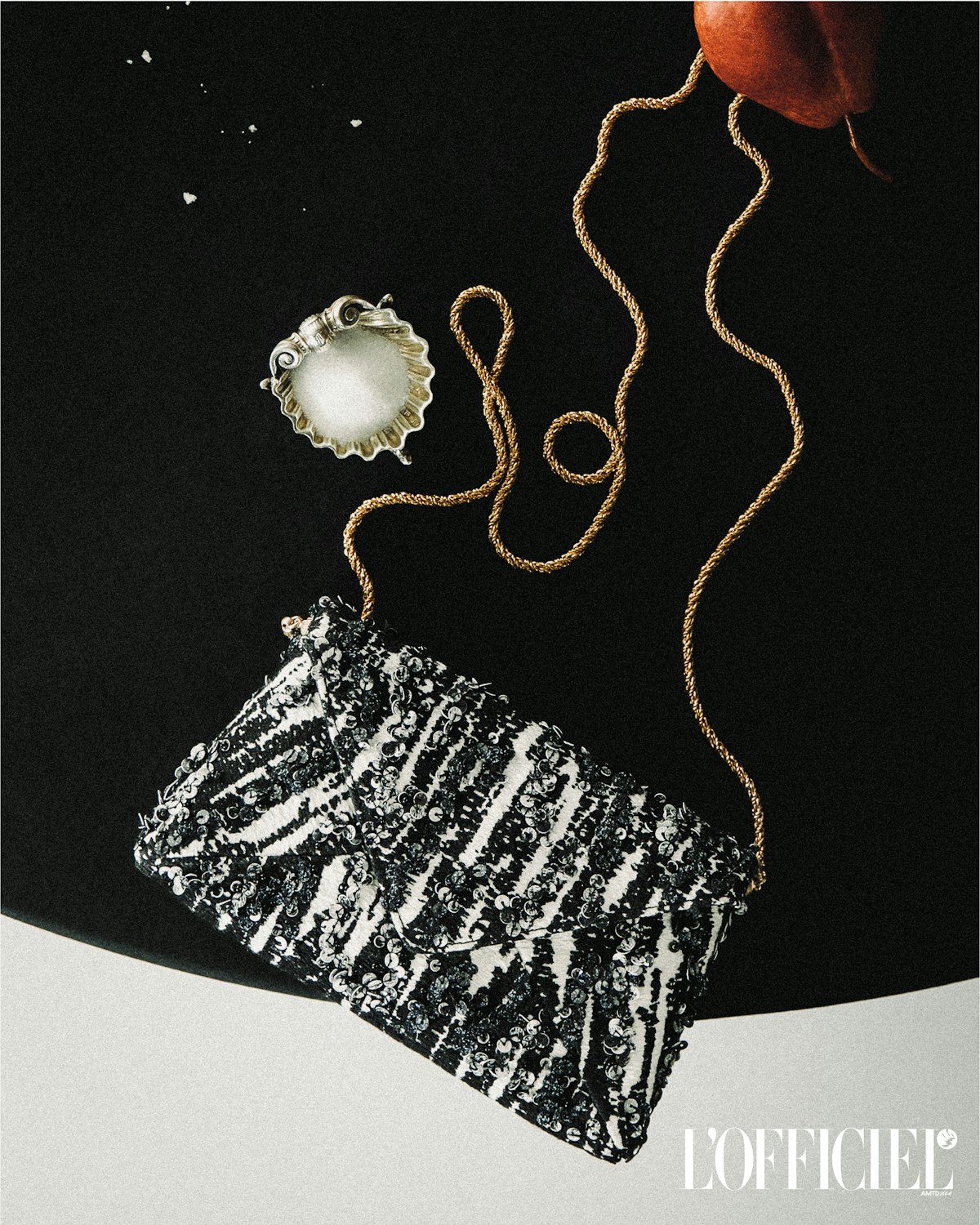 Because Mom Deserves the Best: The Ultimate Luxury Gift Guide for the Stylish Mother