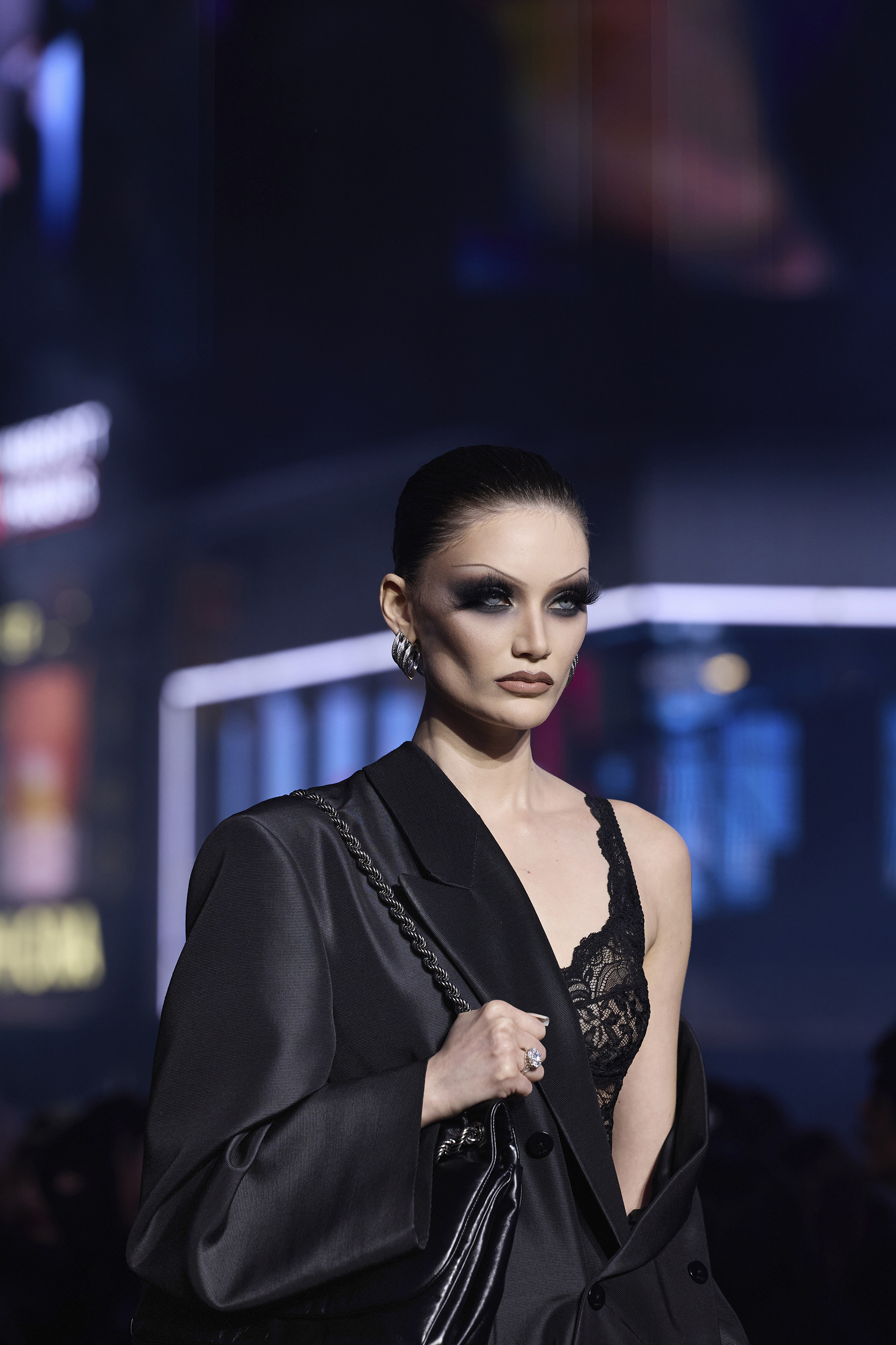 Why the Beauty Looks at the Gucci Cruise 2027 Show Took Center Stage