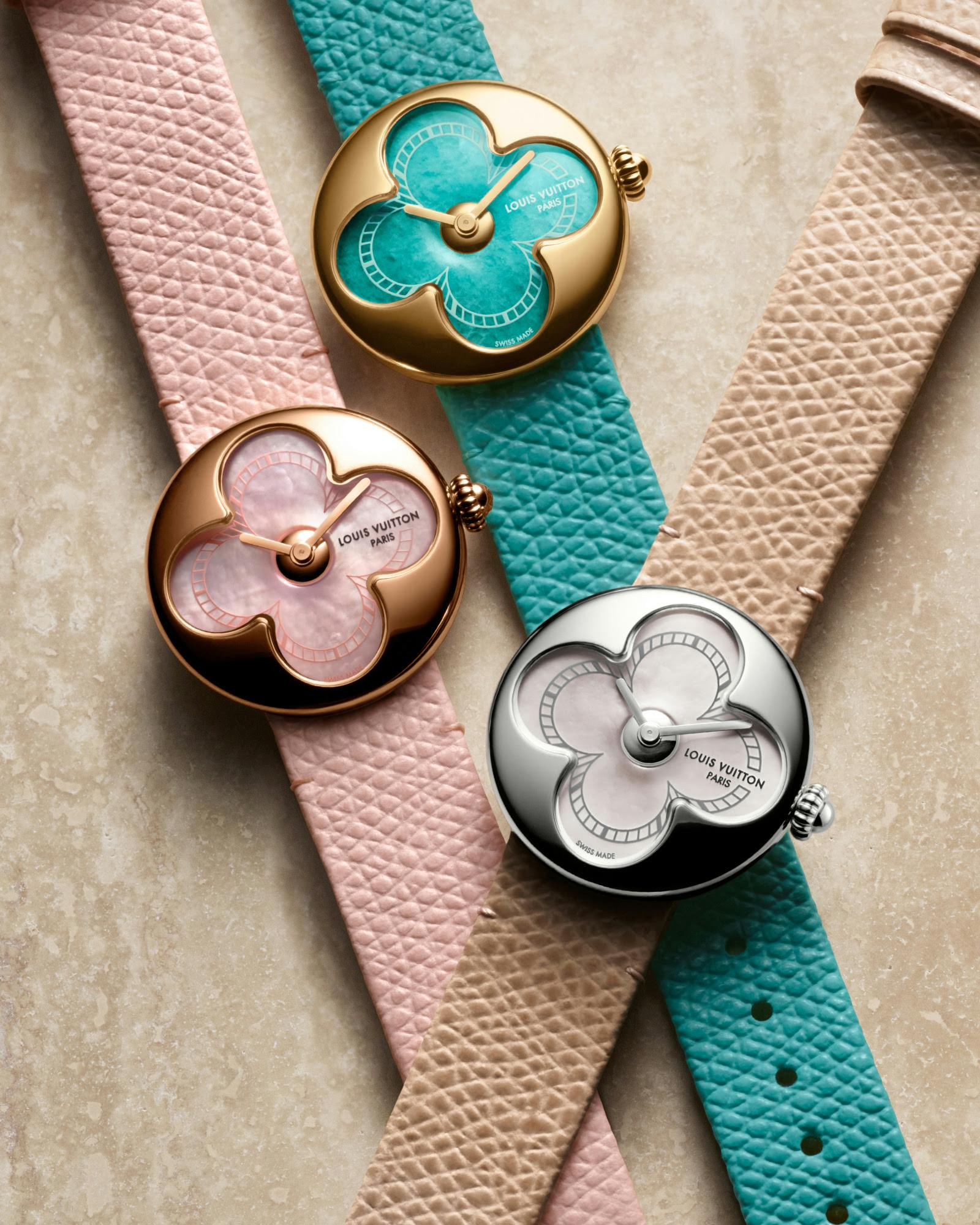 Louis Vuitton display picture 2