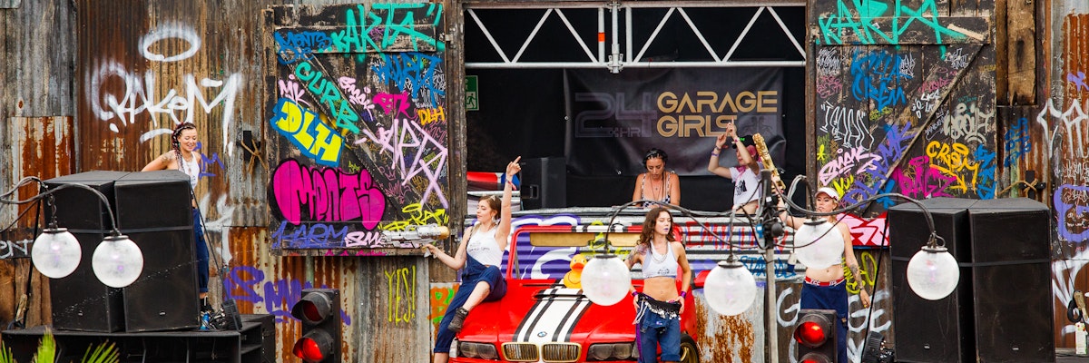 Boomtown Backstage Mini-Tour #1: 24hr Garage Girls