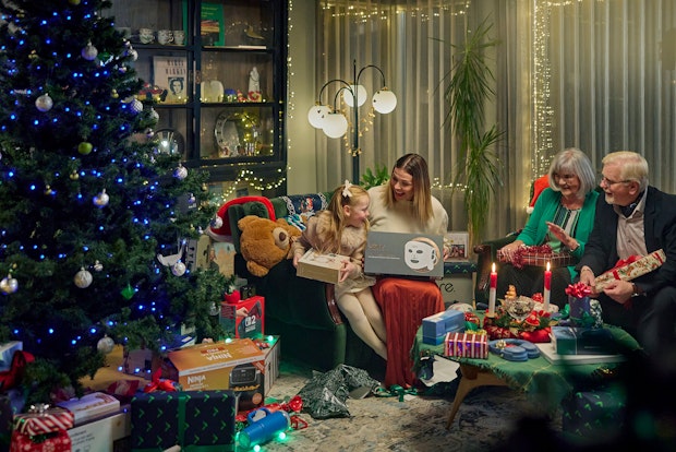 Jólaherferð ELKO pakkar í stofunni