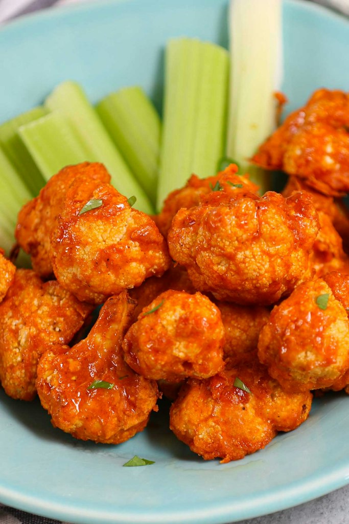 Air Fryer Buffalo Cauliflower 4 683x1024