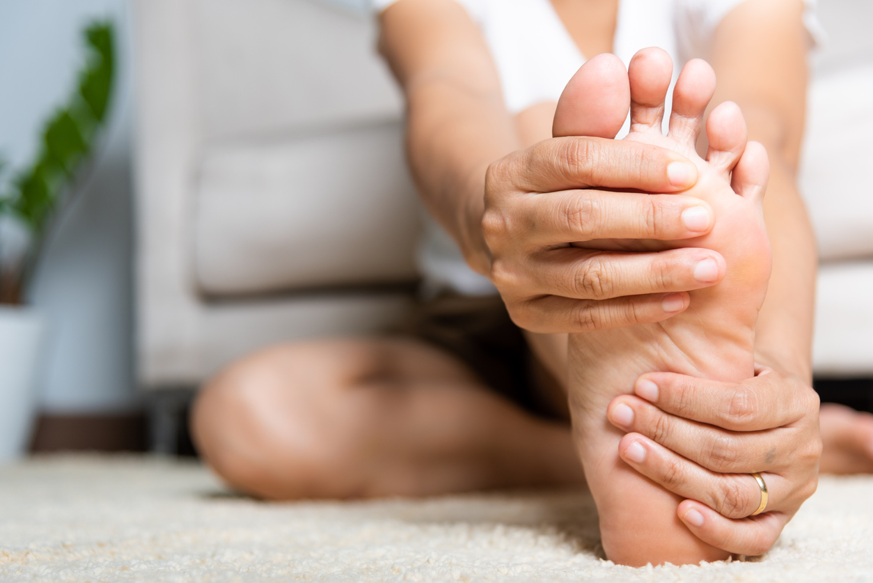 Progressive Spine & Orthopaedics Blog | What Causes Bunions?