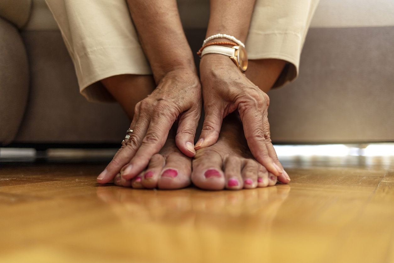 Progressive Spine & Orthopaedics Blog | What are the Three Main Causes of Flat Feet?