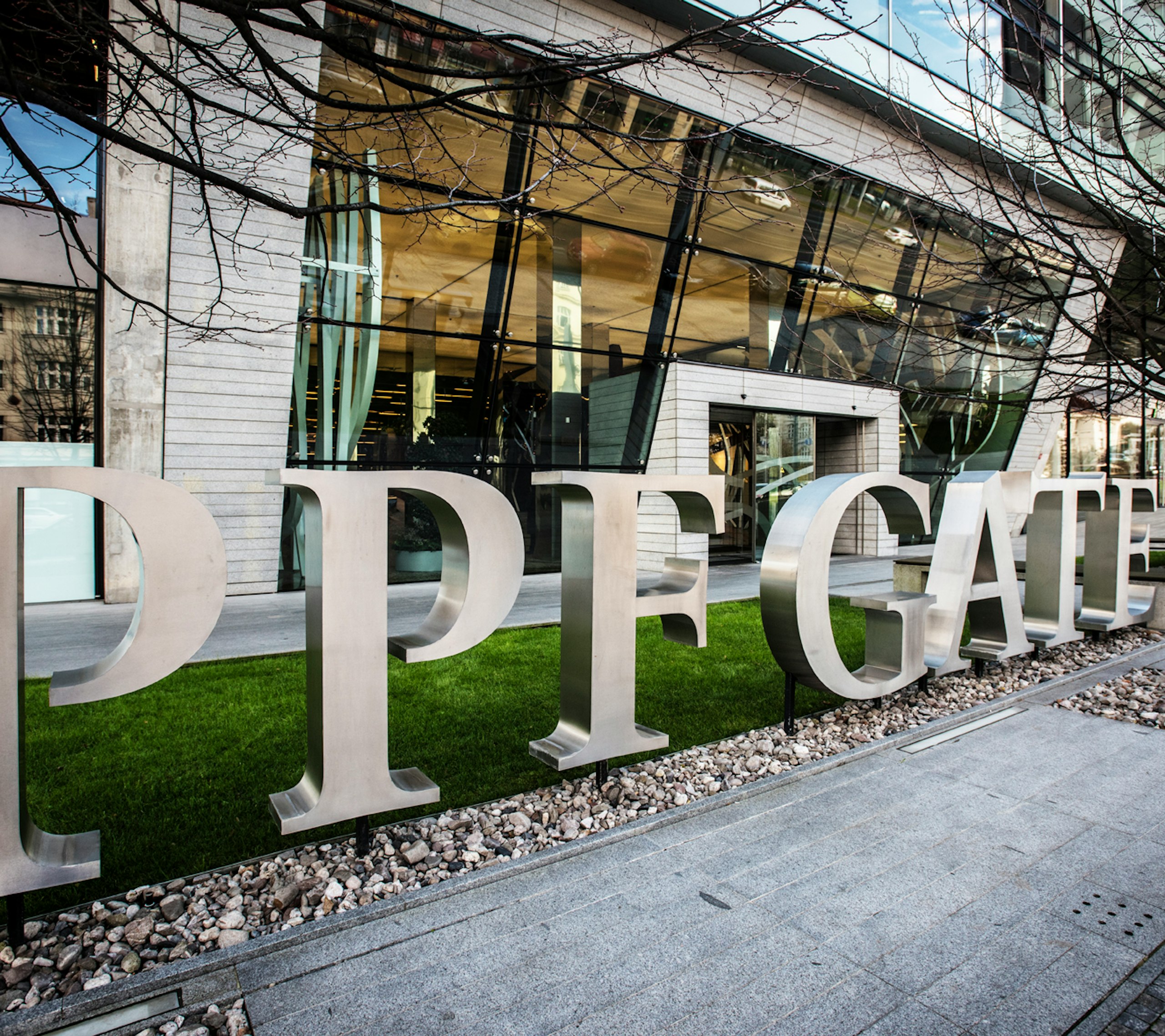 Ppf Gate PPF Group | Renáta Kellnerová and her family become PPF Group’s 100% owners