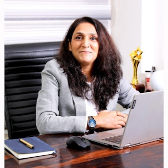 CA Ruchika Bhagat