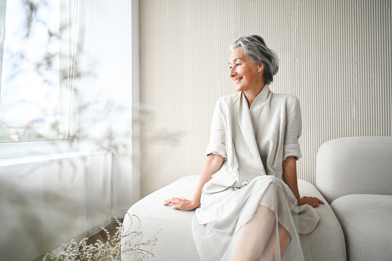 Sanctuary Plastic Surgery Blog | How long does a facelift take to heal?