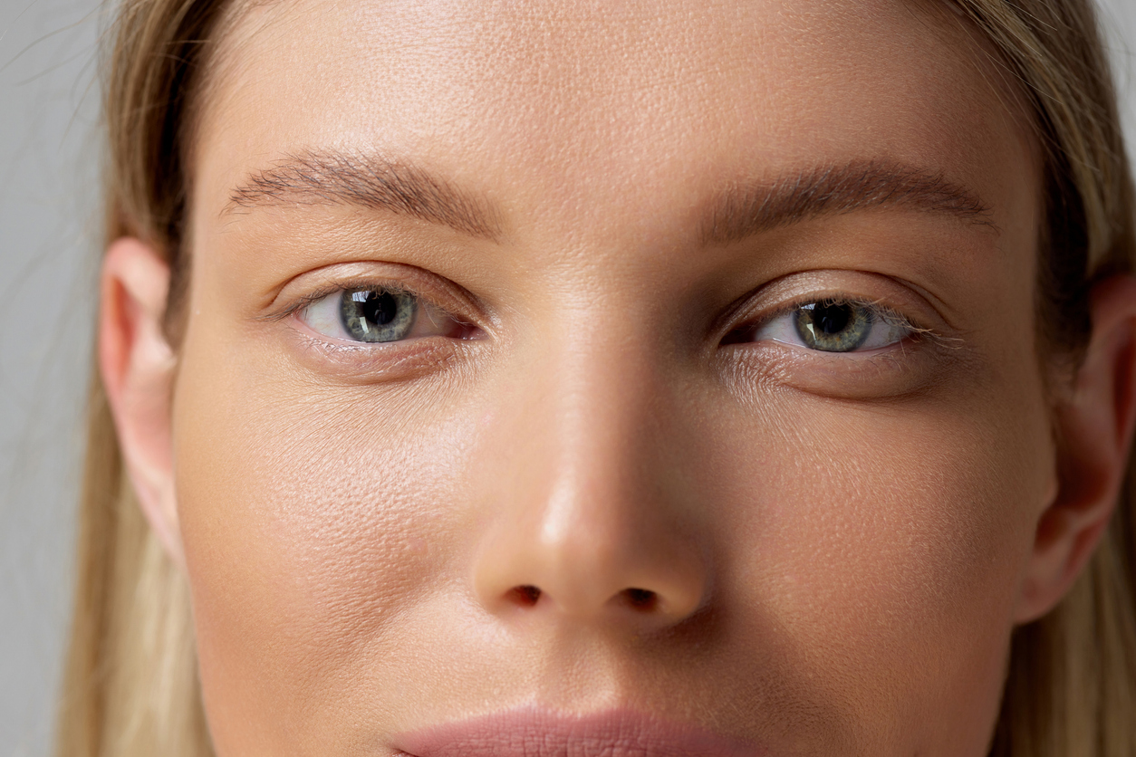 Sanctuary Plastic Surgery Blog | How Long Does Rhinoplasty Swelling Last? A Week-by-Week Recovery Timeline