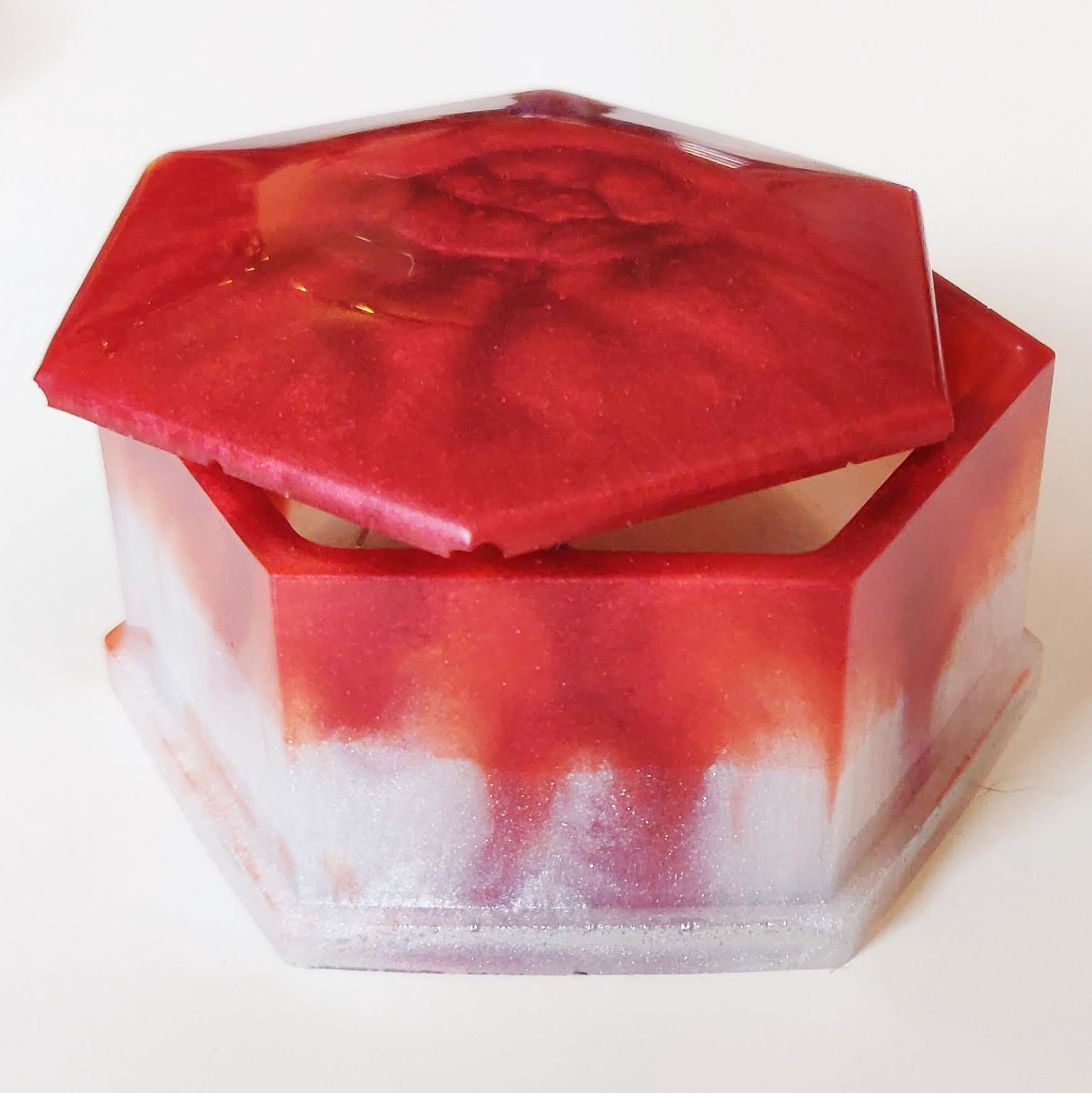 Resin box
