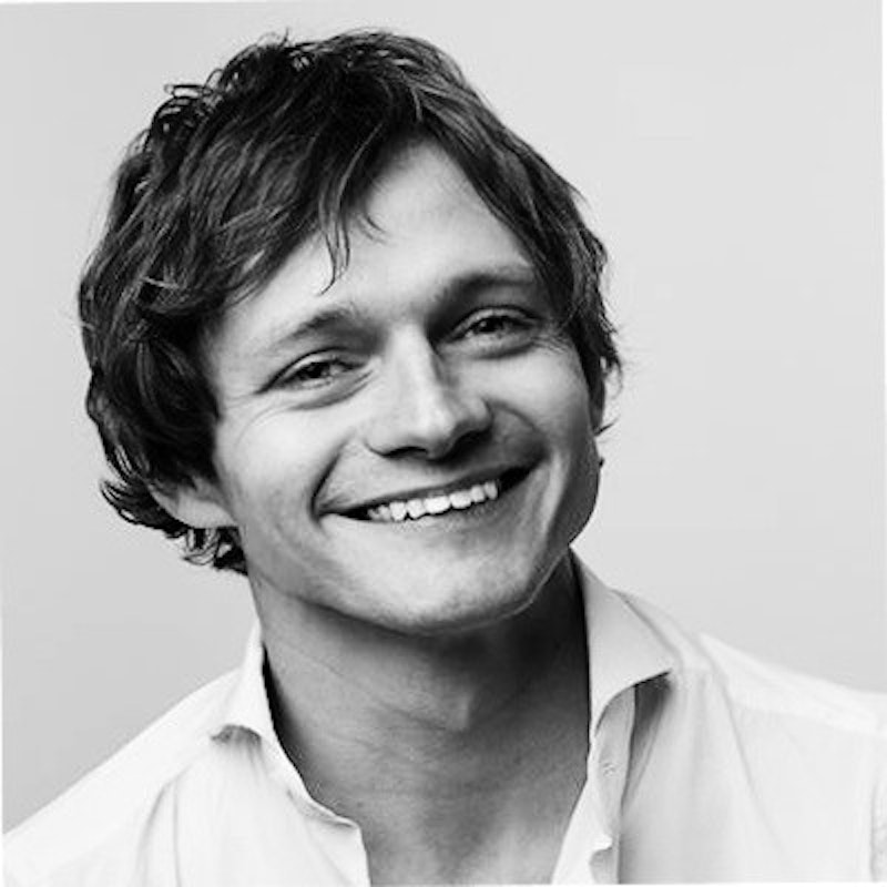 Giulio Xhaet Giulio Xhaet