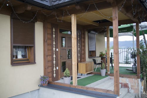 Jak zamontować rolety zewnętrzne?