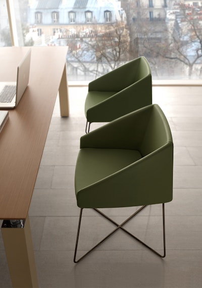Hyway upholstered armchair for any environment Hyway armchairs ideal to welcome in the office