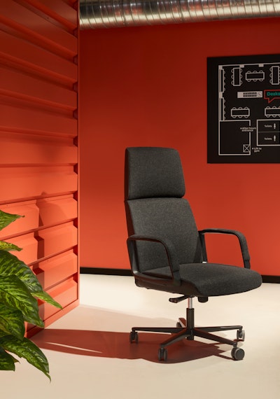 Charles elegant executive chair for office Charles executive chair with high back in an office