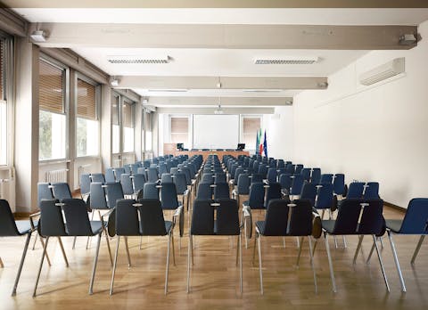 Reference of Italy Meyer Hospital