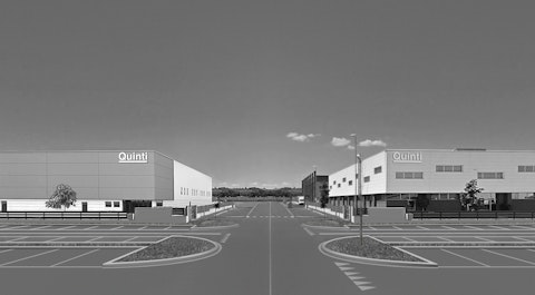 Quinti office buildings in black and white
