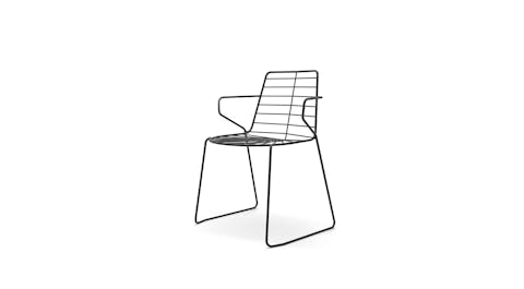 Poltroncina Palma struttura in tondino di metallo nero su sfondo bianco Poltroncina Palma struttura in tondino di metallo nero su sfondo bianco