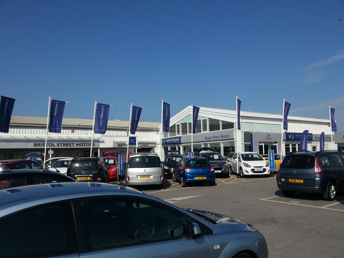 New Showroom for Bristol Motors