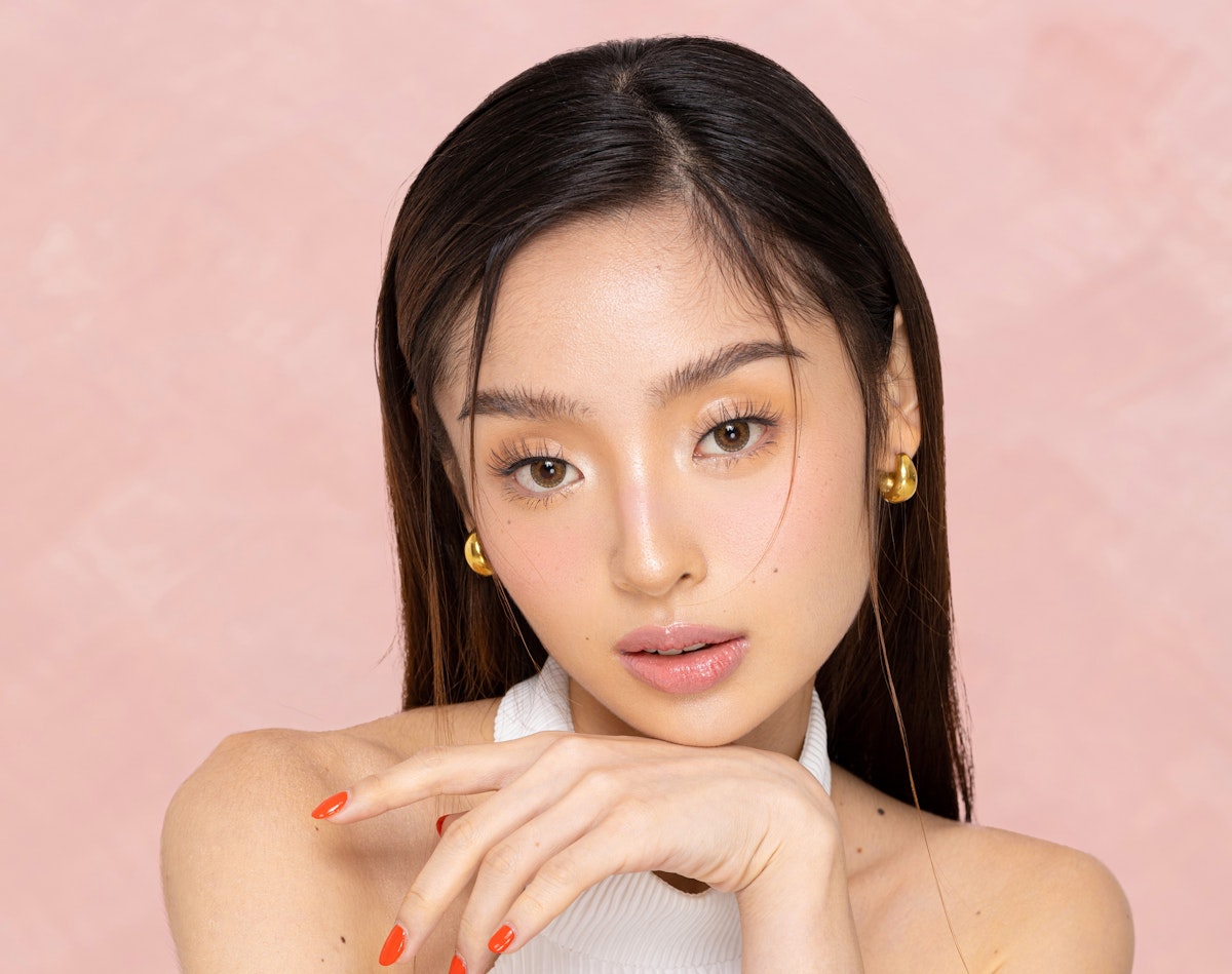 This Filipino Celebrity Makeup Artist Launched Her Own Lash Collection