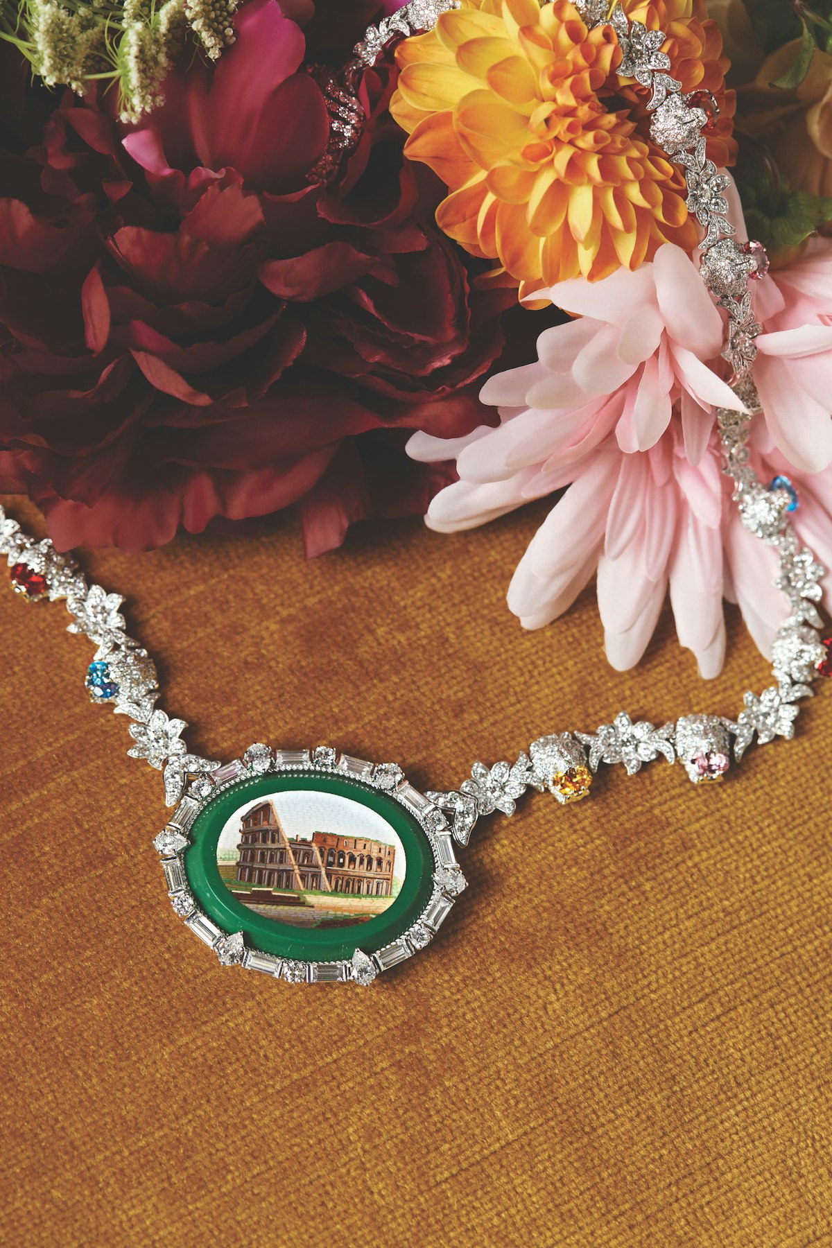 Gucci earrings and necklace set Clearance