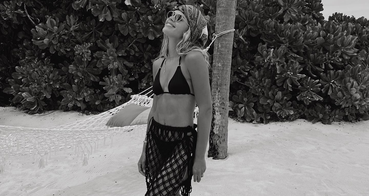 12 Crochet Cover Ups to Give Your Next Vacation That Luxury Feeling