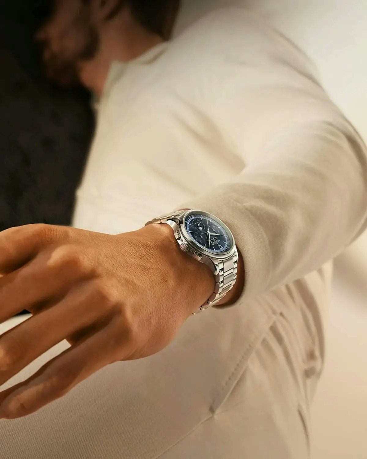 Jaeger LeCoultre s Master Control Chronograph Calendar Gets a Handsome Jaeger LeCoultre s Master Control Chronograph Calendar Gets a Handsome