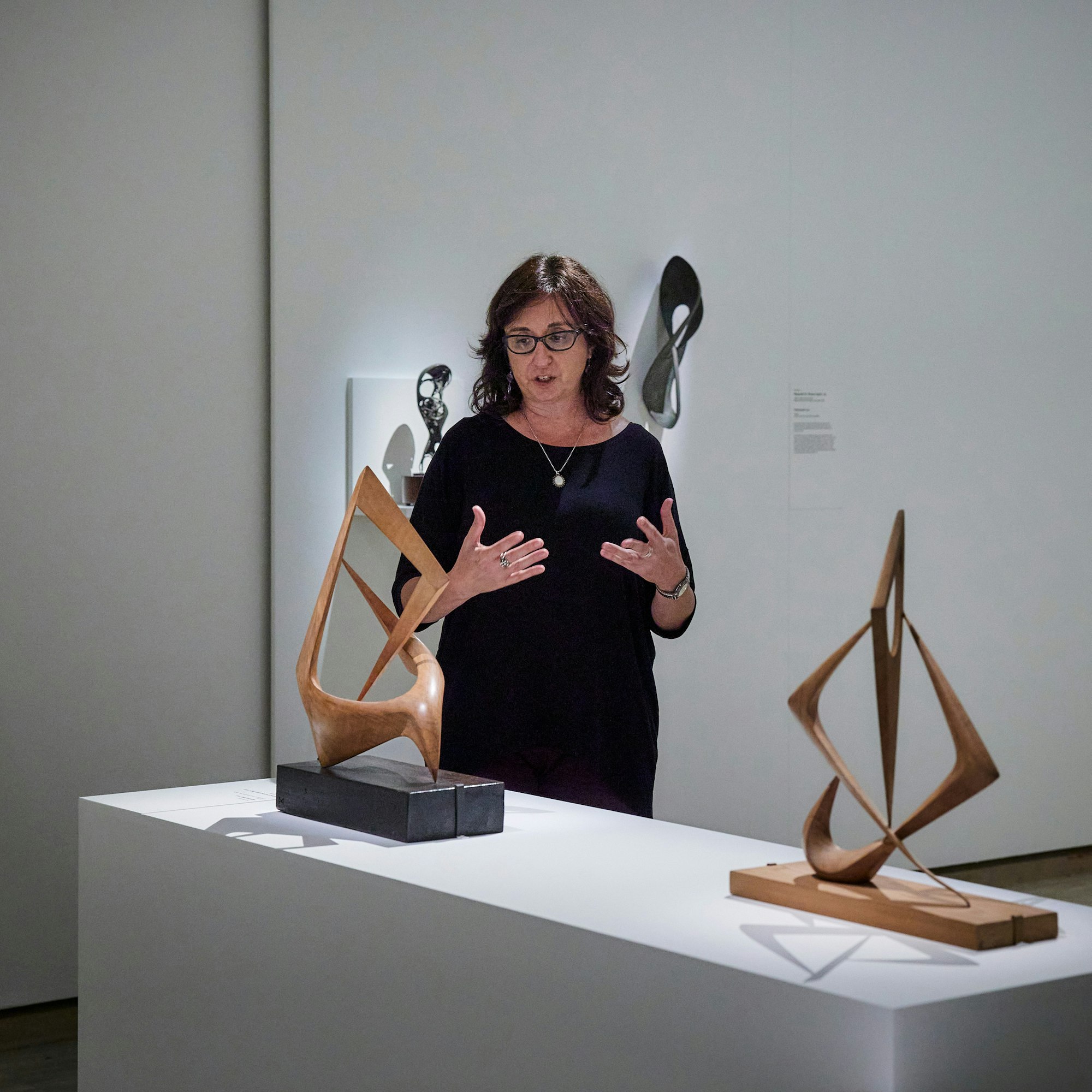 Margel Hinder Exhibition Floor talk