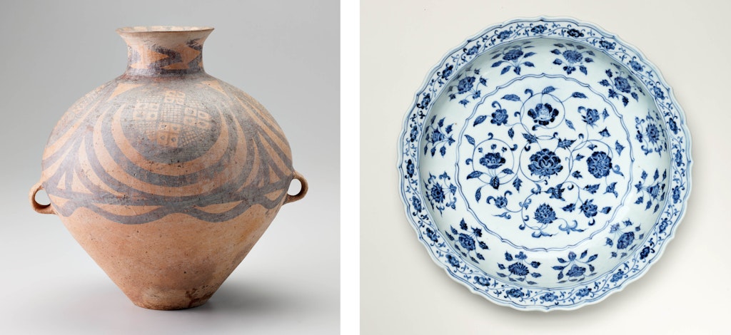 Left to right: China, Ming dynasty, Jiajing period (1522–66) Gourd-shaped bottle with butterfly design; China, Qing dynasty, Tongzhi period (1862–74) Fu ritual vessel, Art Gallery of New South Wales