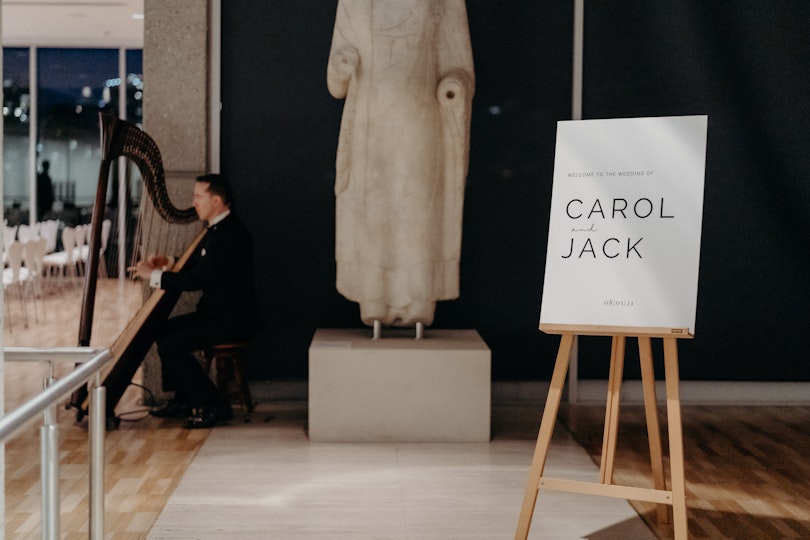 Wedding of Jack and Carol 2021, Art Gallery of NSW, Function Space, Musician. Photo by Russell Stafford Photography