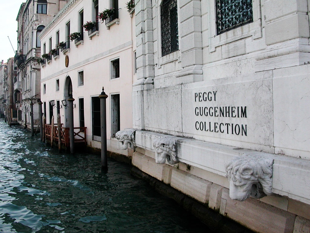 Peggy Guggenheim Collection. Photo: gabrilu, licensed under a "Creative Commons Attribution-NonCommercial-NoDerivs 2.0 Generic license":https://creativecommons.org/licenses/by-nc-nd/2.0/?ref=ccsearch&atype=rich