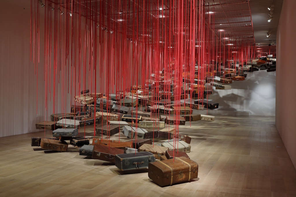 ??Shiota Chiharu: the soul trembles??, installation view, Mori Art Museum, 2019. Photo: Mami Kataoka. Photo courtesy: Mori Art Museum, Tokyo. Artwork courtesy: Galerie Templon, Paris/Brussels