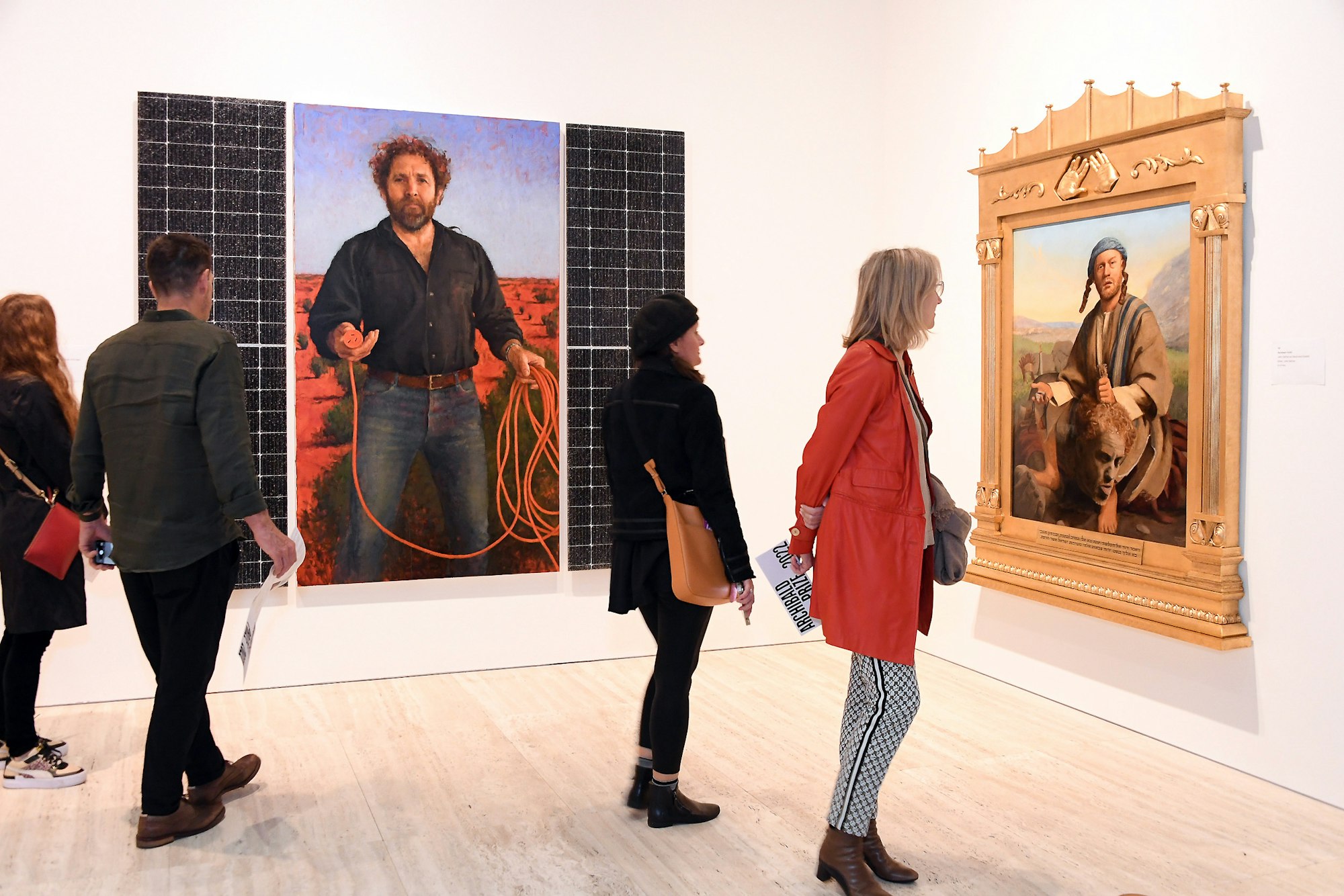 Members viewing of the Archibald Wynne and Sulman Prizes 2022