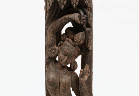 Nepal, Kathmandu Valley, Patan Temple strut (tunala) depicting a tree deity (yakshi) 1200s, photo © Art Gallery of New South Wales