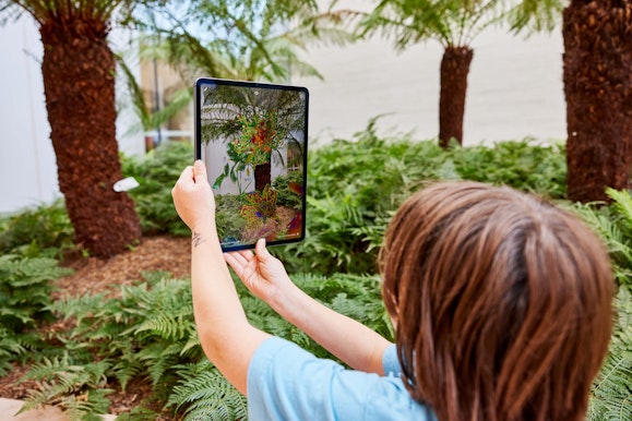 School children take part in the Deep Field AR experience at the Art Gallery of New South Wales. Photo © James Horan