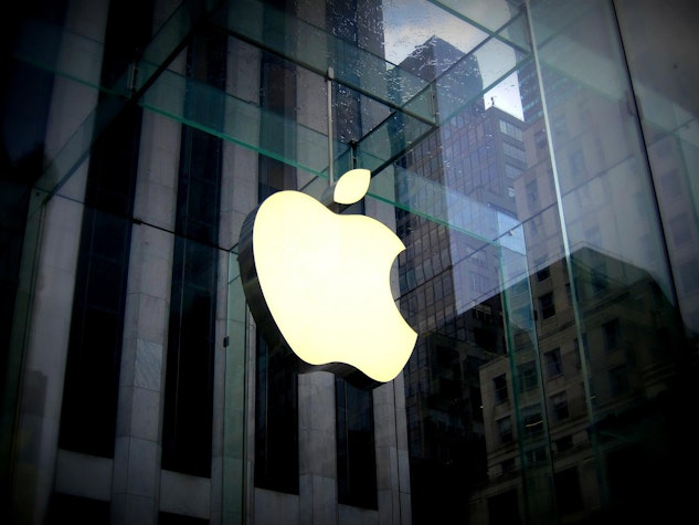 Comisia Europeană  acuză Apple de abuz de poziție dominantă