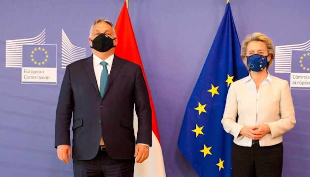 Ungaria se opune embargoului UE asupra petrolului rusesc