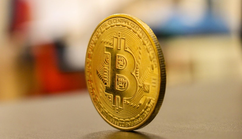 Valoarea criptomonedei Bitcoin a scăzut cu mai bine de 10% în ultimele 24 de ore și a ajuns la cea mai mică cotație din ultimele 18 luni. Bitcoin