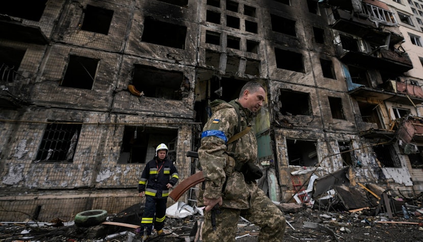 Kiev  cladire distrusa