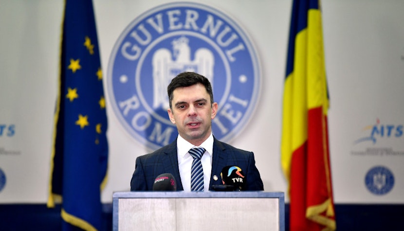 Eduard Novak, Ministrul Tineretului și Sportului