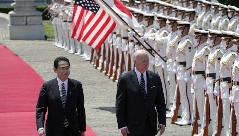 Preşedintele american Joe Biden, alături de premierul nipon Fumio Kishida. Joe Biden, Fumio Kishida