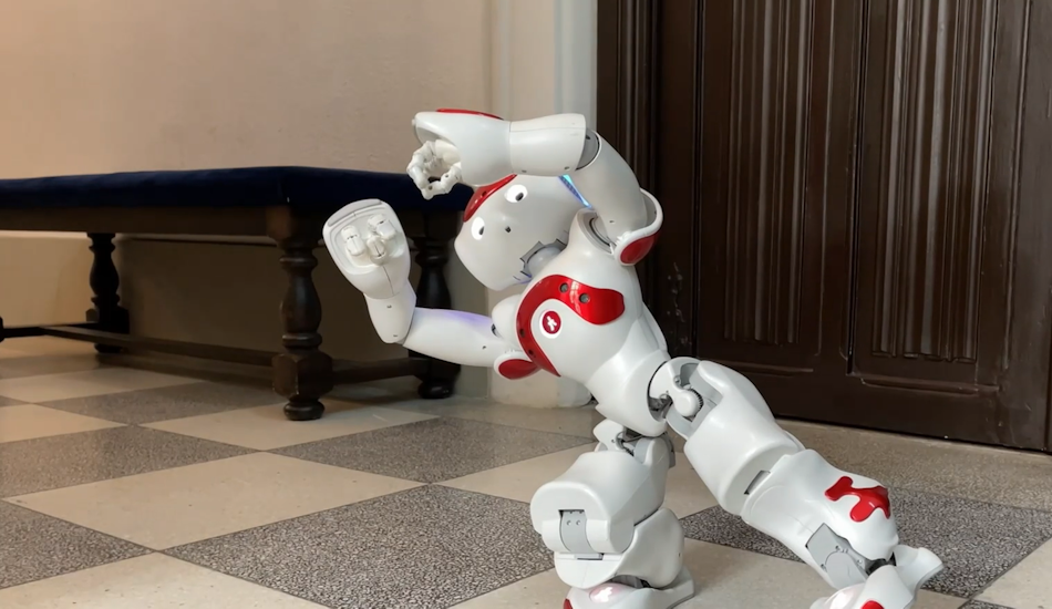 robot, salonul euroinvent de la iasi