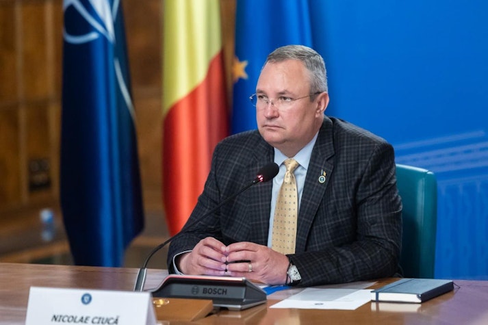Șeful Guvernului a dat în judecată Ministerul Educației 